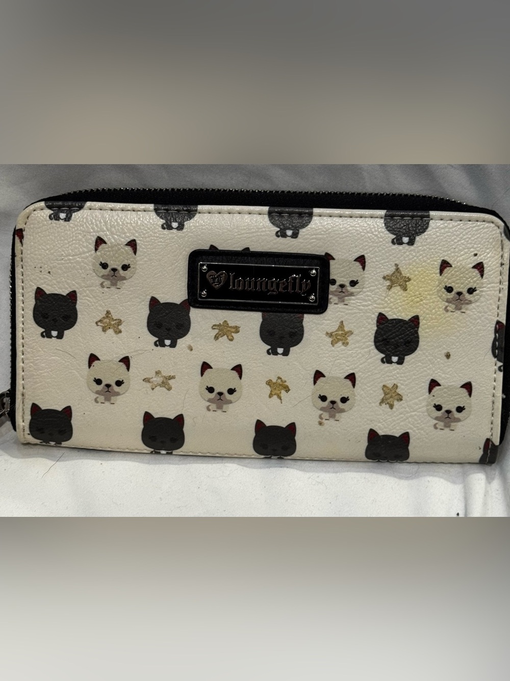 Loungefly (pre-Funko) Cream Wallet with Black & Cream Cat Pattern